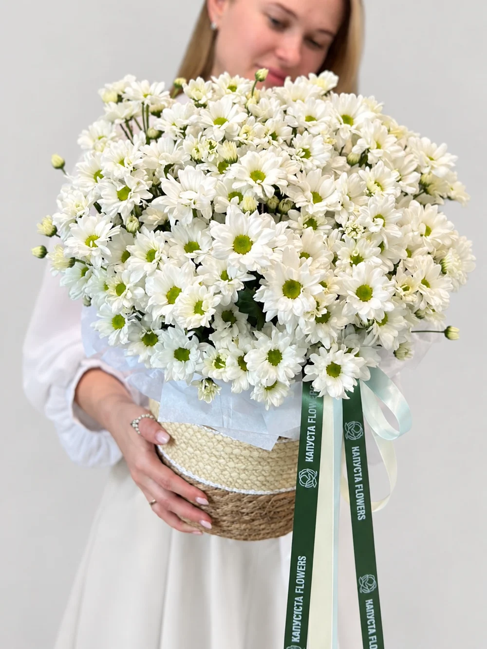Корзина ромашек