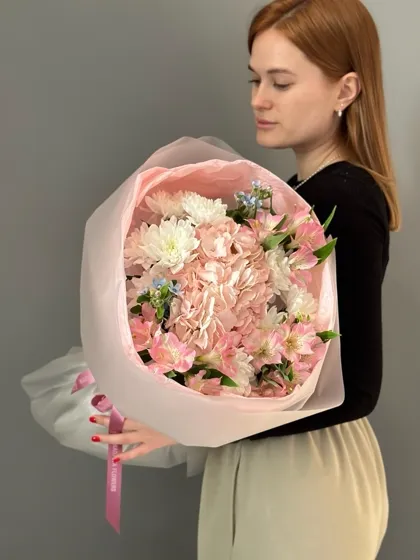 Нежный букет с незабудками